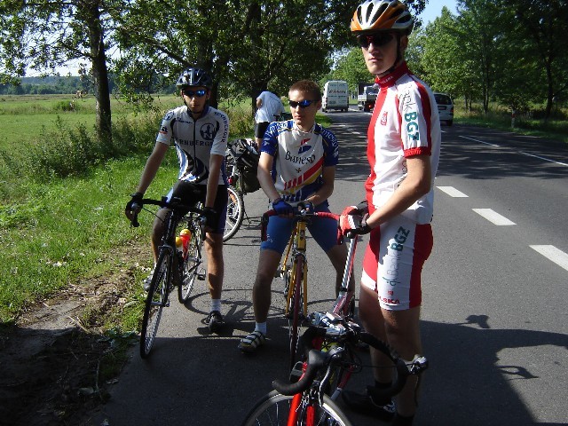 002-Grupa_z_Siedlec_ktora_nas_odprowadzala.jpg